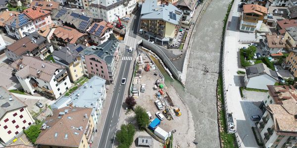 Immagine decorativa per il contenuto Punto sui lavori previsti sul torrente Avisio e sul rio Costalunga a Moena